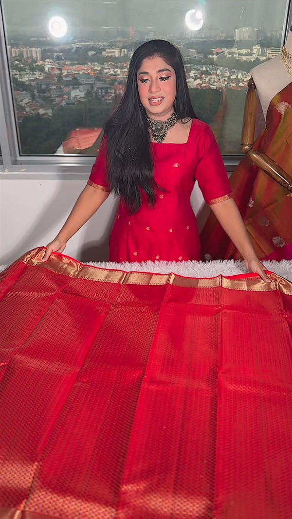 Chilli Red